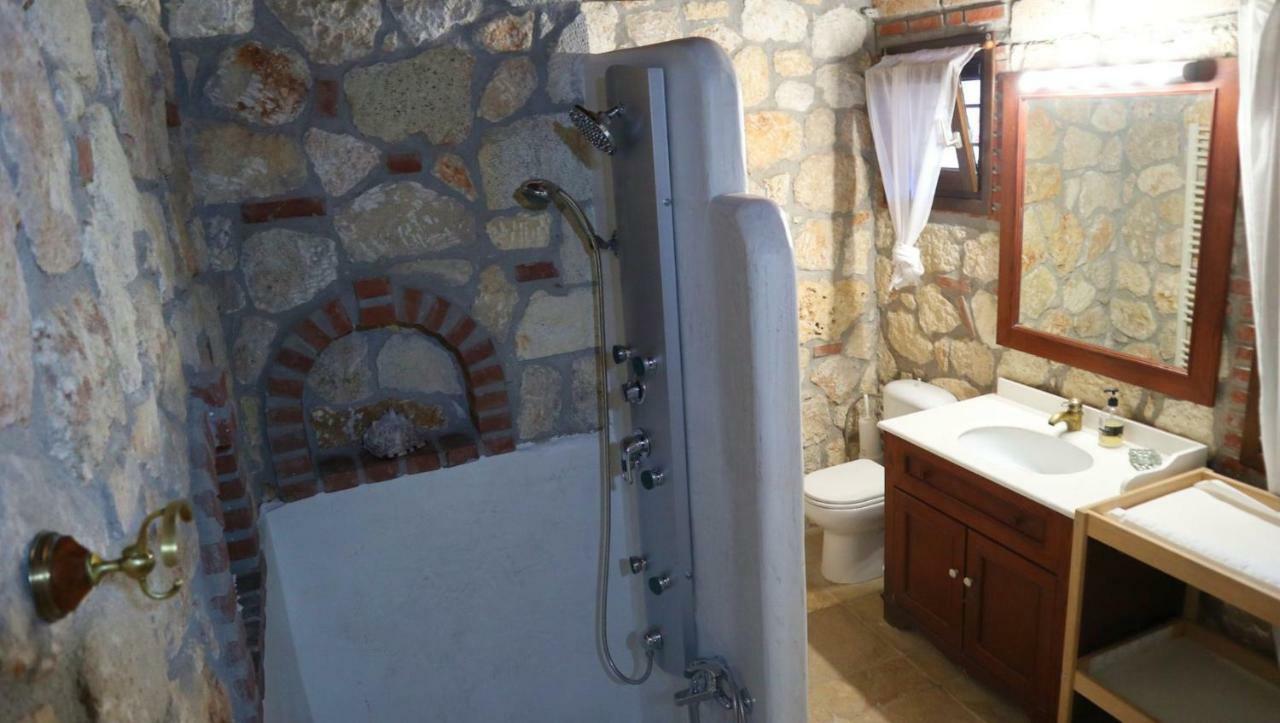 Stone House Andromeda Villa Psakoudia Bagian luar foto