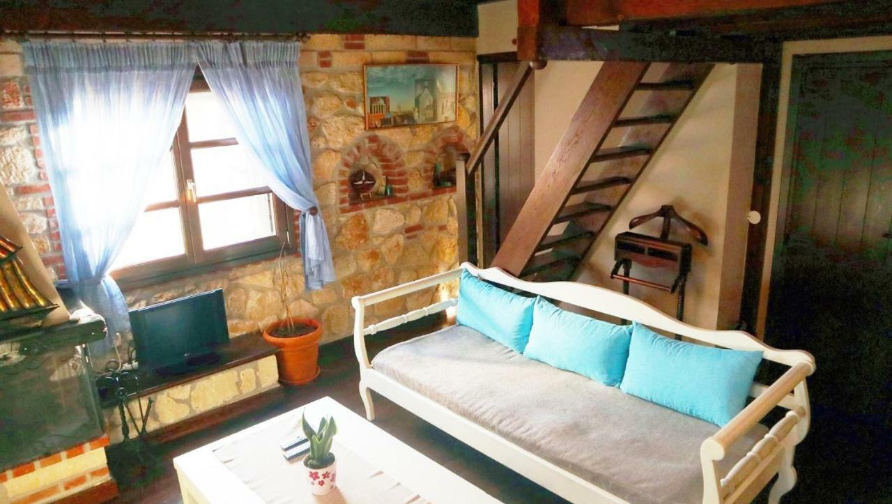 Stone House Andromeda Villa Psakoudia Bagian luar foto